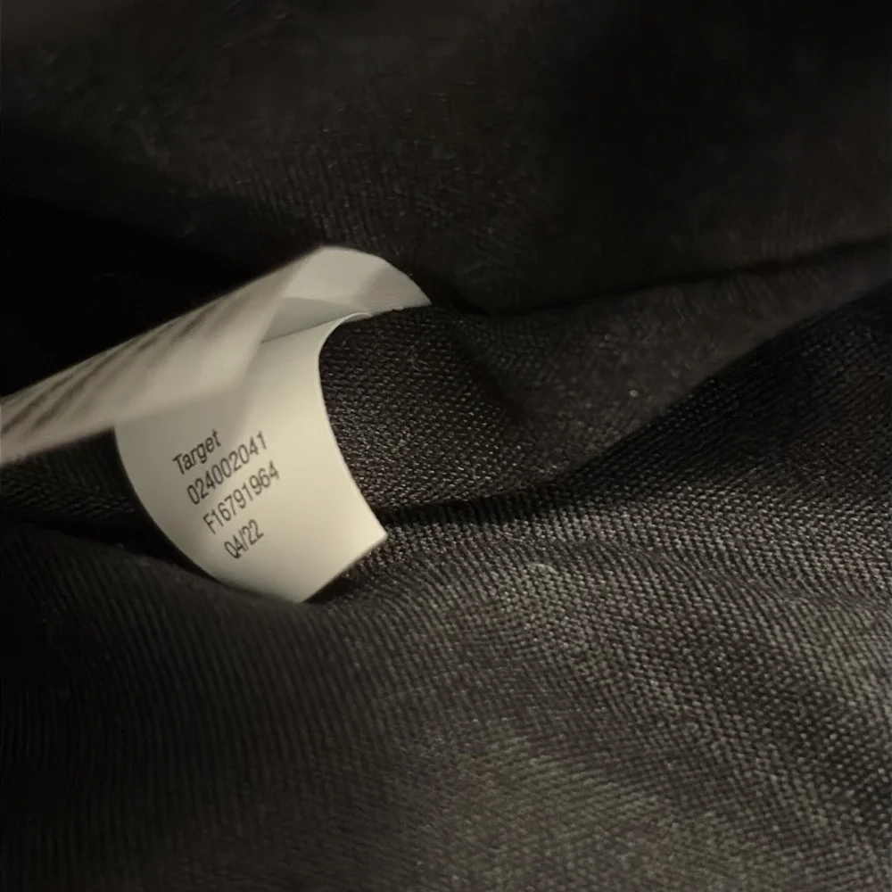 Universal Thread this black